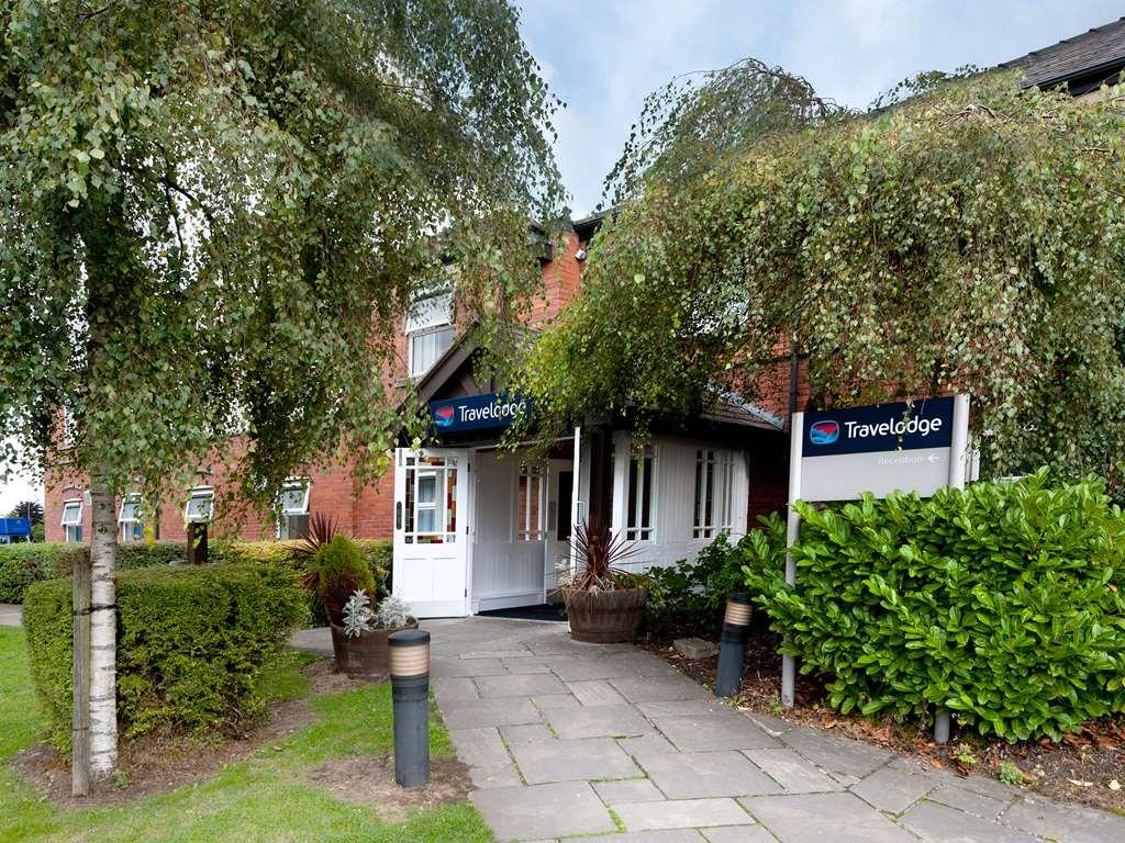 Travelodge Warrington Lowton Esterno foto